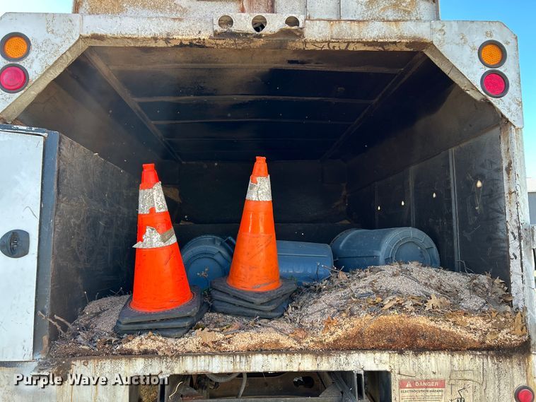 image for item EK4340 2007 Ford F750 Super Duty XL bucket truck