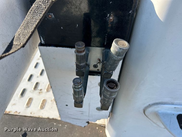 image for item EK4340 2007 Ford F750 Super Duty XL bucket truck