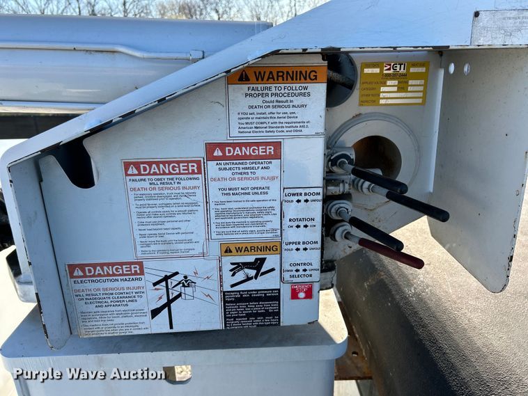 image for item EK4340 2007 Ford F750 Super Duty XL bucket truck