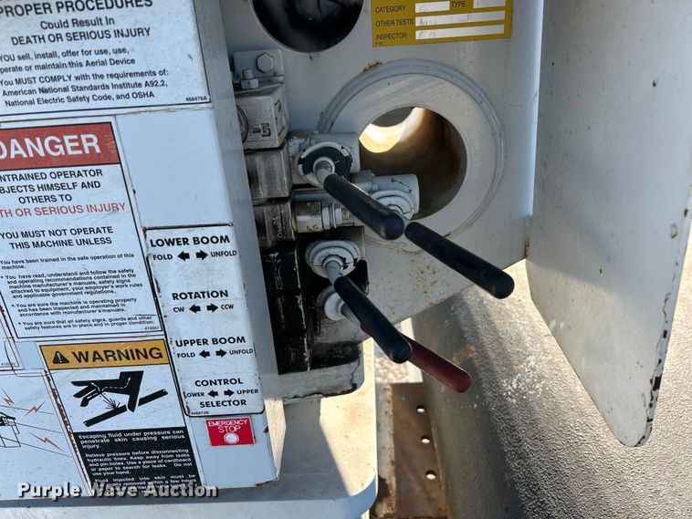 image for item EK4340 2007 Ford F750 Super Duty XL bucket truck