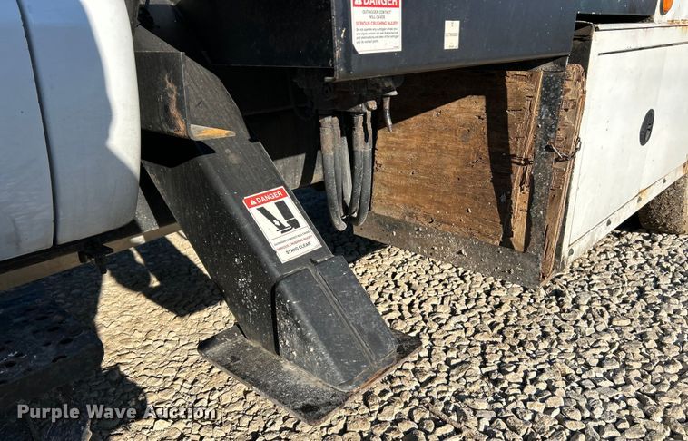 image for item EK4340 2007 Ford F750 Super Duty XL bucket truck