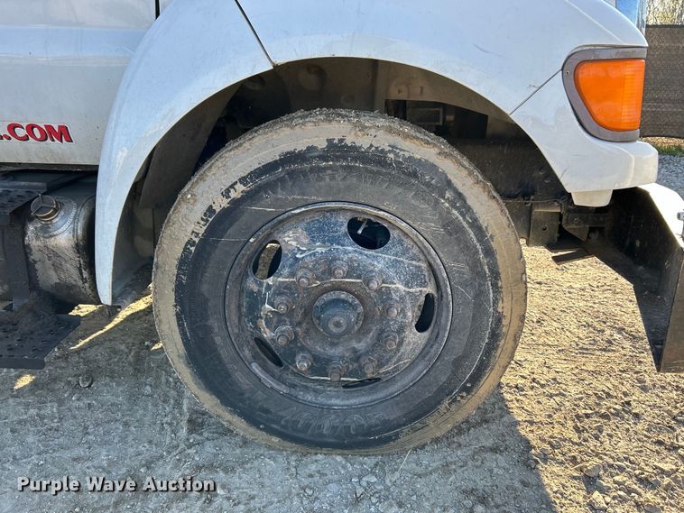 image for item EK4340 2007 Ford F750 Super Duty XL bucket truck