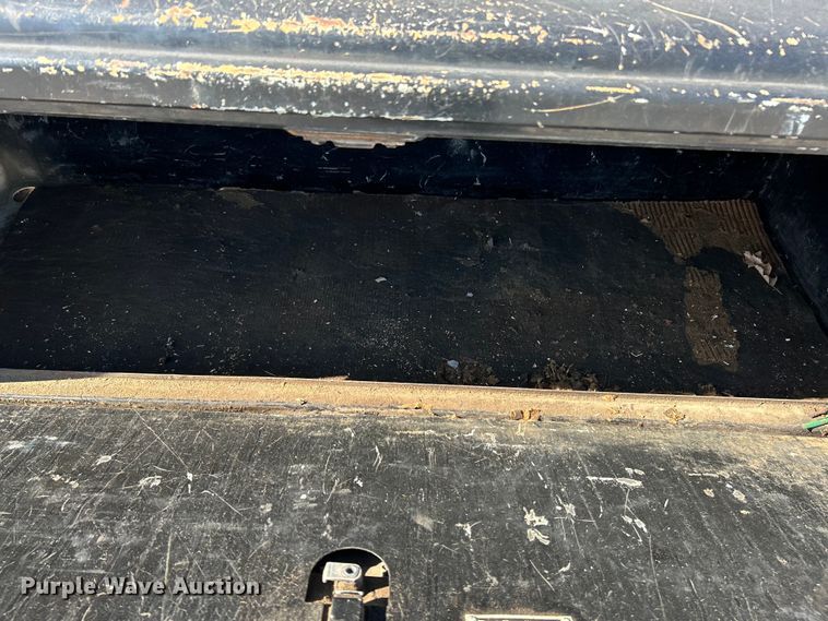 image for item EK4341 2000 International 4900 crane truck