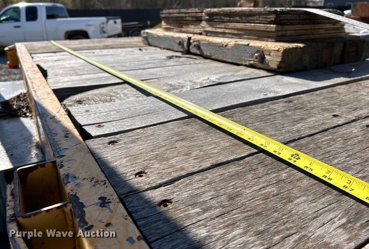 image for item EK4341 2000 International 4900 crane truck