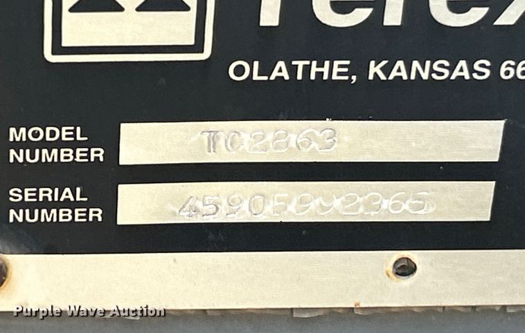 image for item EK4341 2000 International 4900 crane truck