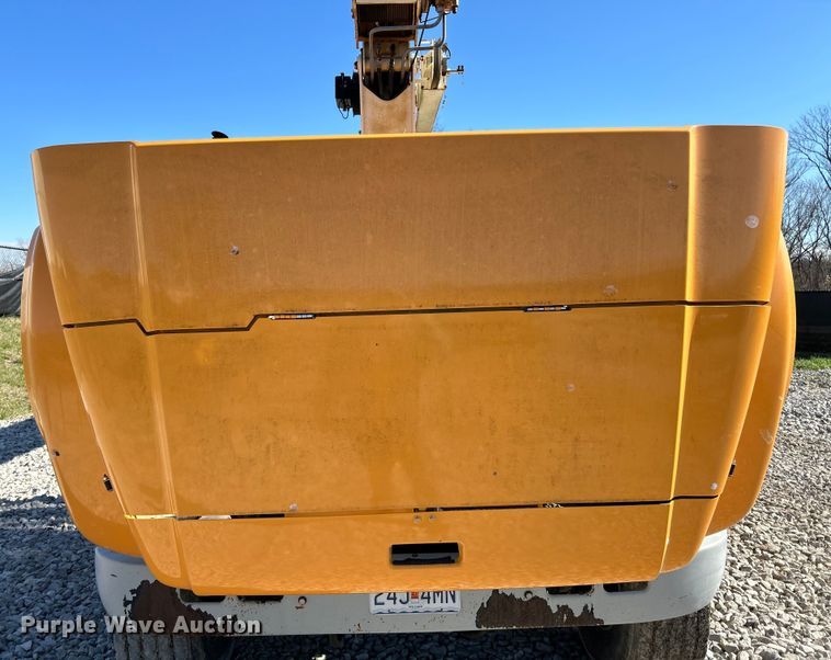 image for item EK4341 2000 International 4900 crane truck