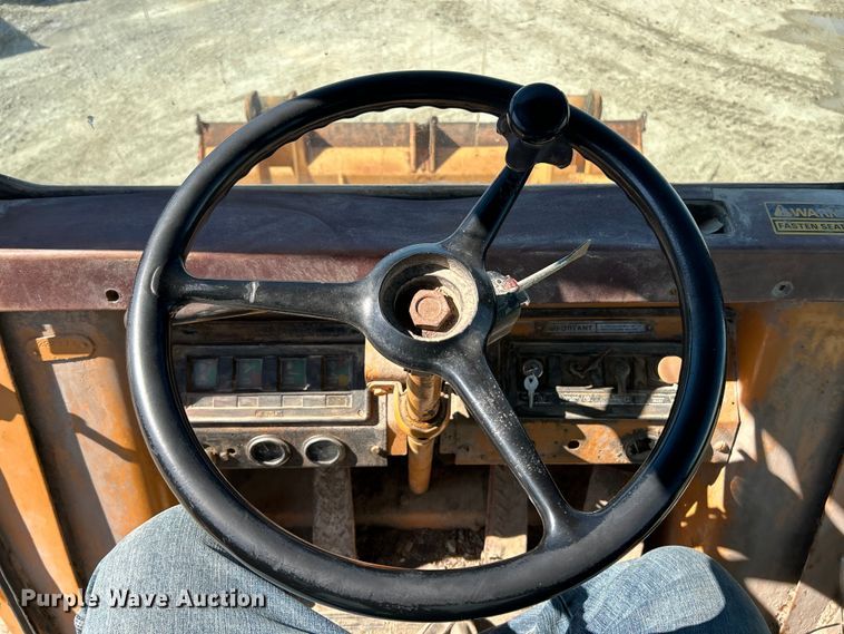 image for item EK4344 Case W20C wheel loader