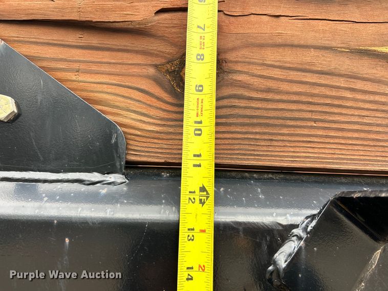 image for item EK4394 2010 International 4300 dump truck