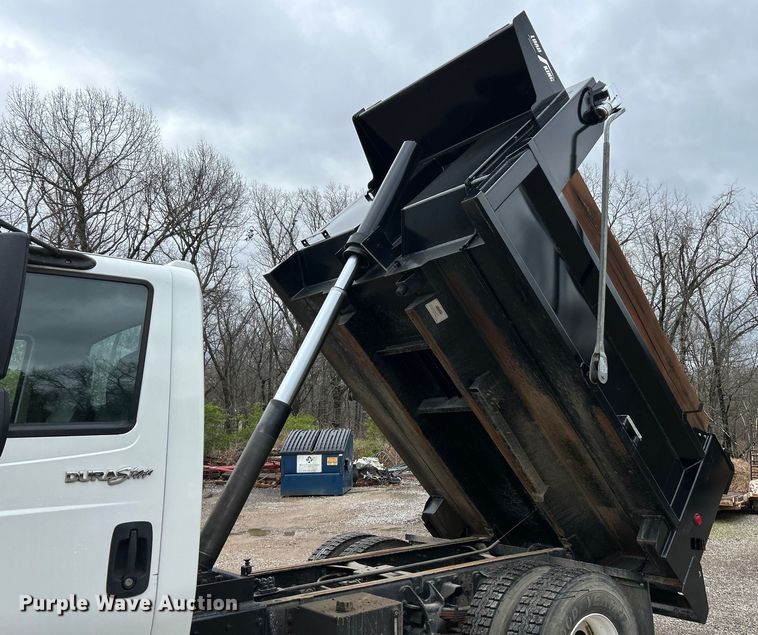 image for item EK4394 2010 International 4300 dump truck