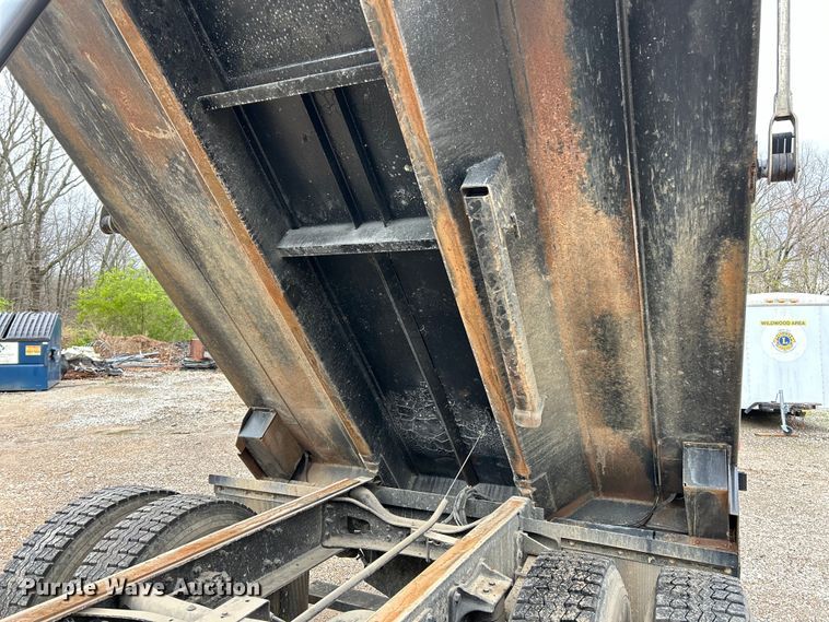 image for item EK4394 2010 International 4300 dump truck