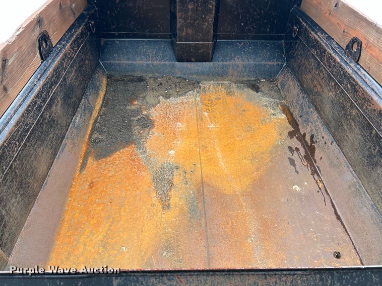 image for item EK4394 2010 International 4300 dump truck