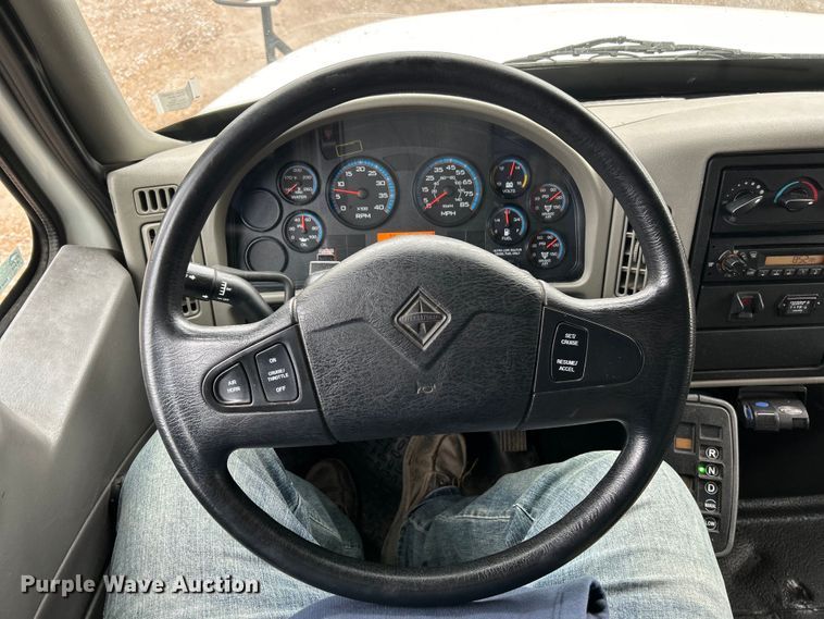 image for item EK4394 2010 International 4300 dump truck