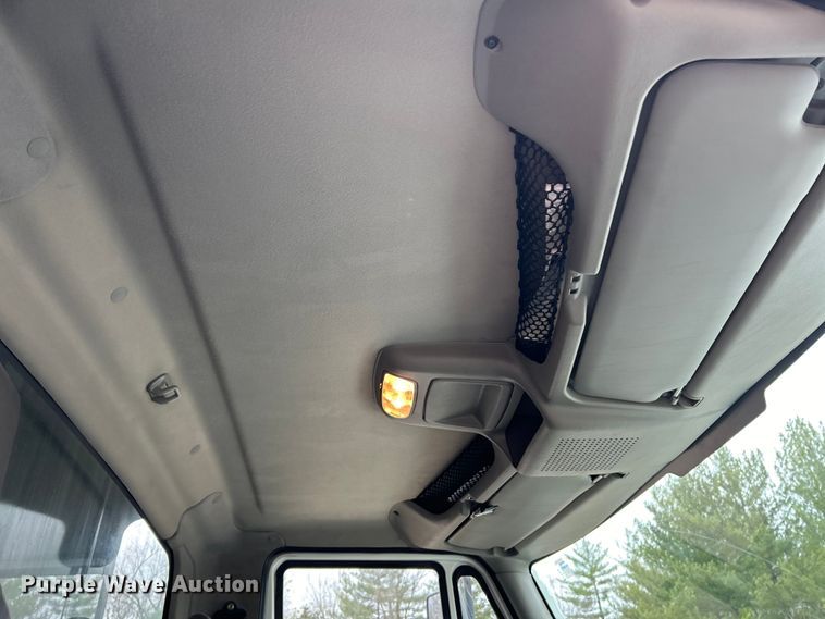 image for item EK4394 2010 International 4300 dump truck