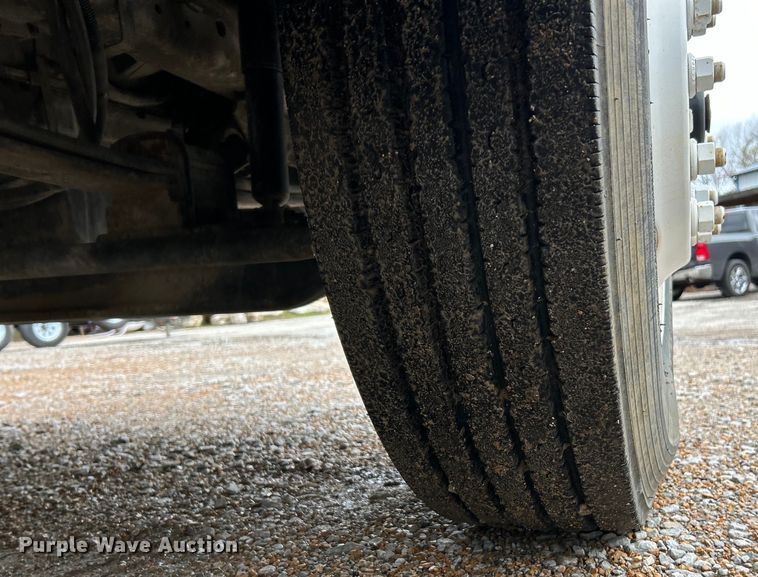 image for item EK4394 2010 International 4300 dump truck