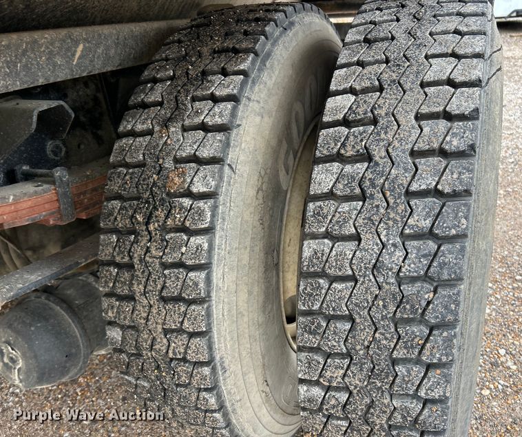 image for item EK4394 2010 International 4300 dump truck