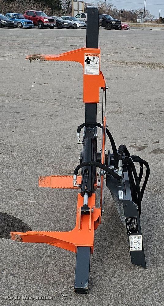 image for item IO9889 2023 Raytree RMTG70 tire grabber