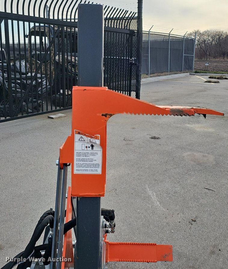 image for item IO9889 2023 Raytree RMTG70 tire grabber