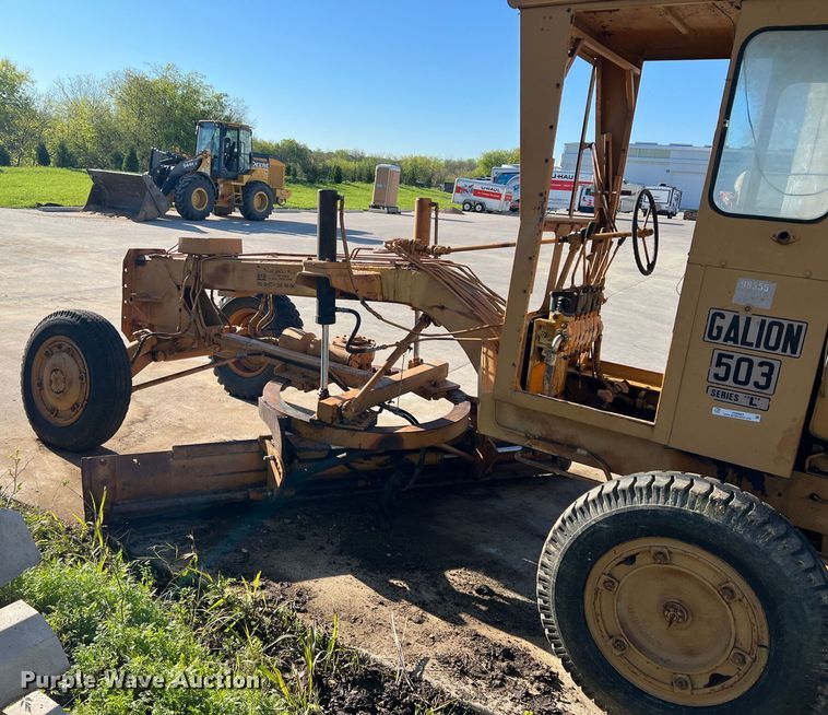 image for item JS9963 1977 Galion  503 L rigid frame motor grader