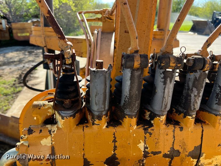 image for item JS9963 1977 Galion  503 L rigid frame motor grader