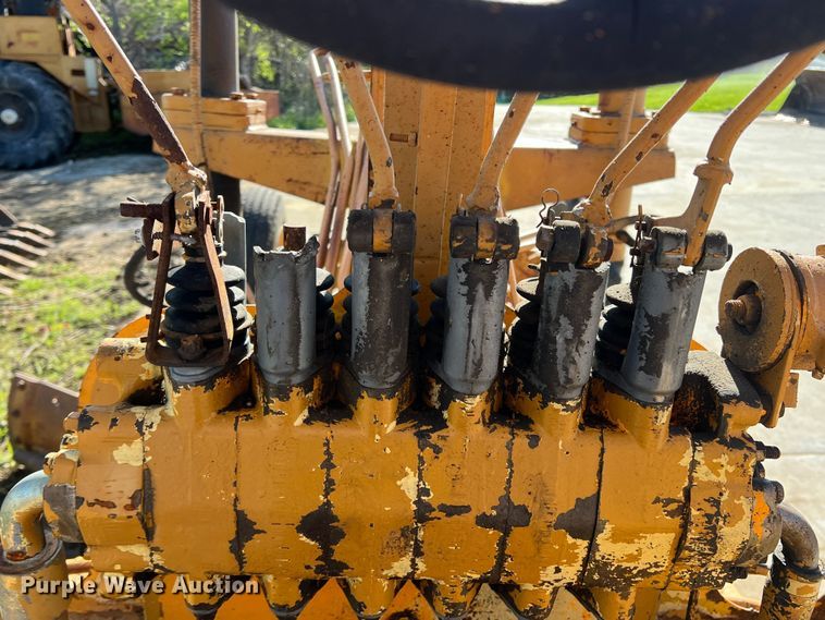 image for item JS9963 1977 Galion  503 L rigid frame motor grader
