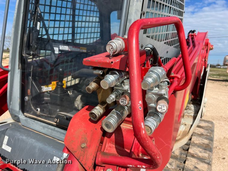 image for item KV9796 2019 Takeuchi TL12V2 tracked skid steer loader