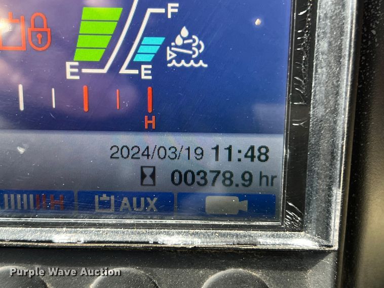 image for item KV9796 2019 Takeuchi TL12V2 tracked skid steer loader