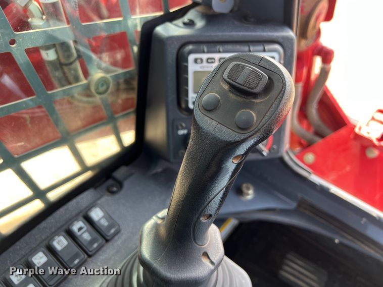 image for item KV9796 2019 Takeuchi TL12V2 tracked skid steer loader