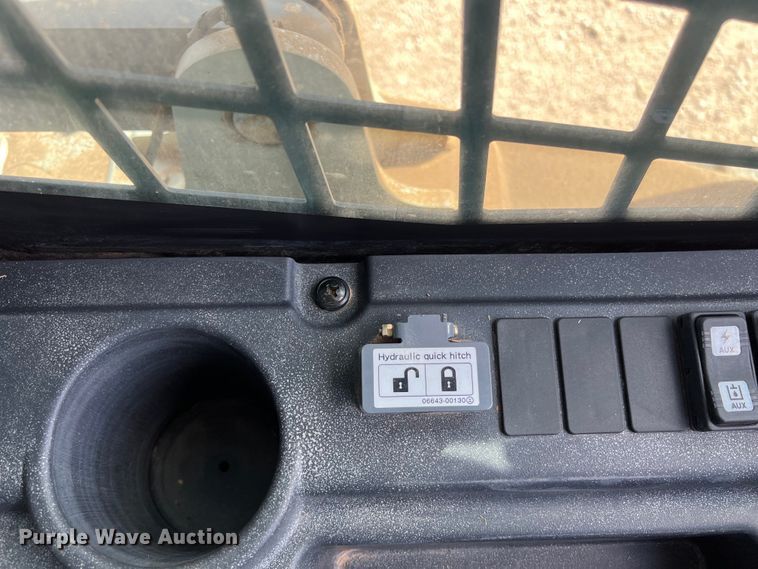 image for item KV9796 2019 Takeuchi TL12V2 tracked skid steer loader