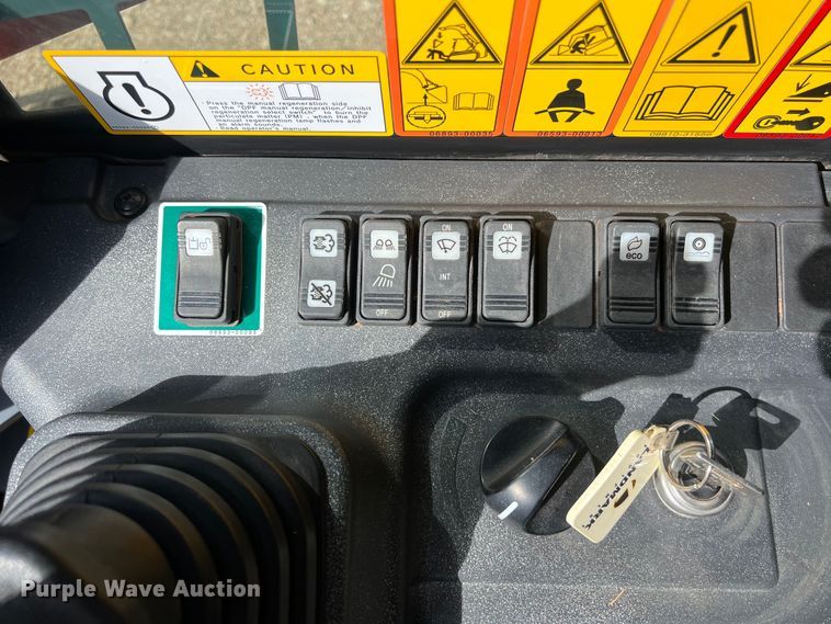 image for item KV9796 2019 Takeuchi TL12V2 tracked skid steer loader