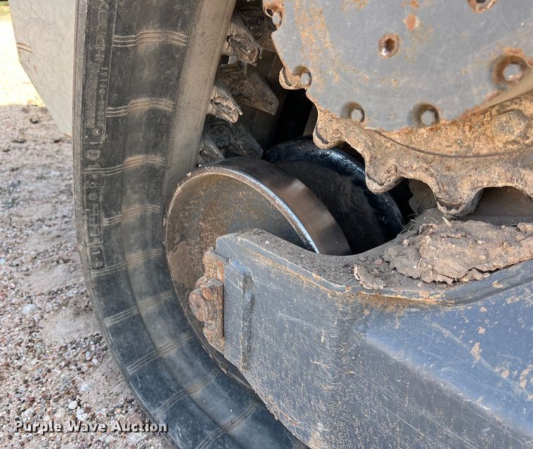 image for item KV9796 2019 Takeuchi TL12V2 tracked skid steer loader