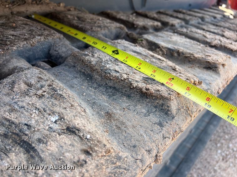 image for item KV9796 2019 Takeuchi TL12V2 tracked skid steer loader