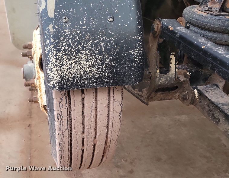 image for item LA9633 2003 Kenworth W900 ready mix truck