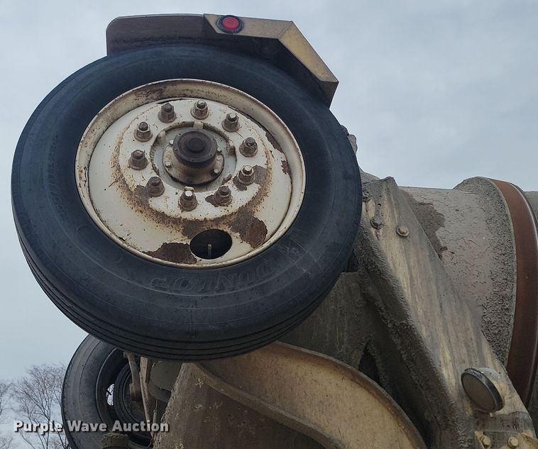 image for item LA9633 2003 Kenworth W900 ready mix truck