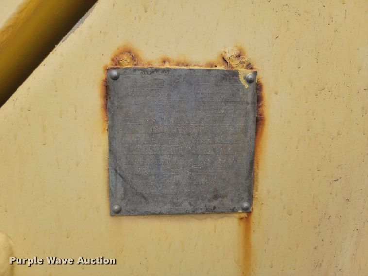 image for item LA9634 2003 Kenworth  W900 ready mix truck