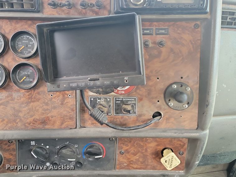 image for item LA9634 2003 Kenworth  W900 ready mix truck