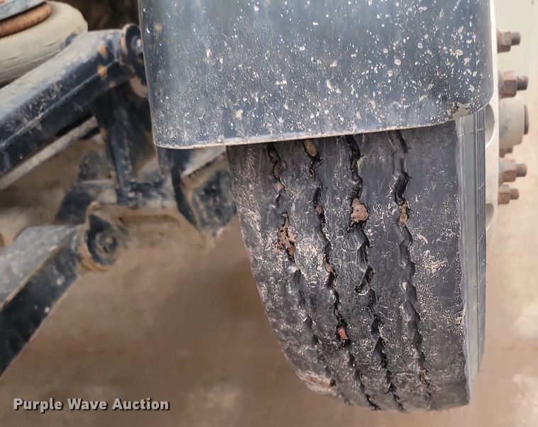 image for item LA9634 2003 Kenworth  W900 ready mix truck