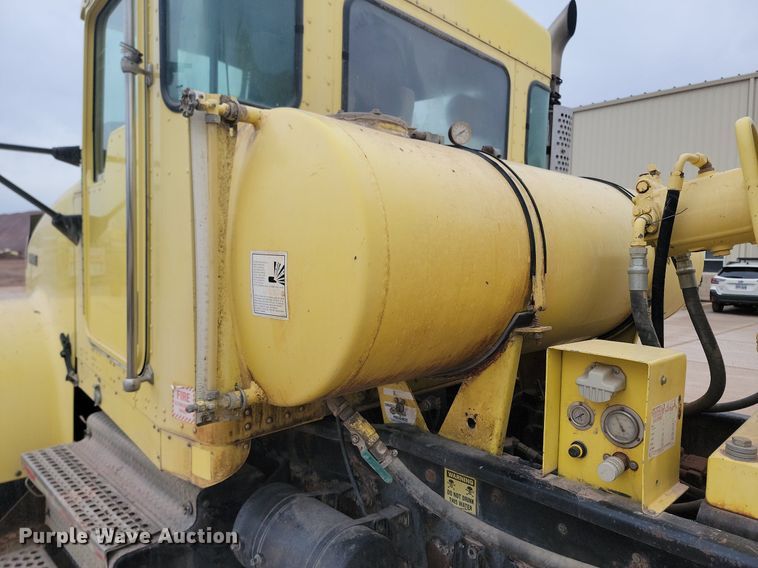 image for item LA9635 2004 Kenworth  W900 ready mix truck