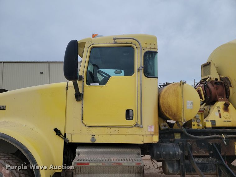 image for item LA9635 2004 Kenworth  W900 ready mix truck