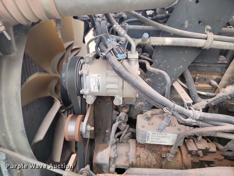 image for item LA9635 2004 Kenworth  W900 ready mix truck