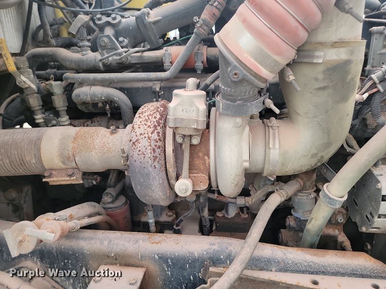 image for item LA9635 2004 Kenworth  W900 ready mix truck