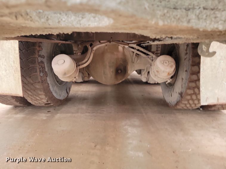 image for item LA9636 2004 Kenworth  W900 ready mix truck