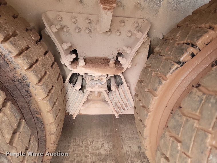 image for item LA9636 2004 Kenworth  W900 ready mix truck