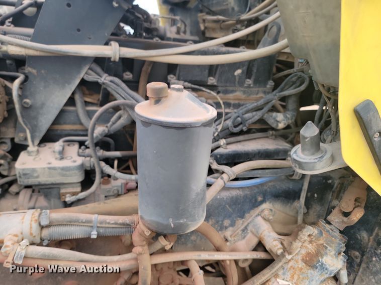 image for item LA9636 2004 Kenworth  W900 ready mix truck