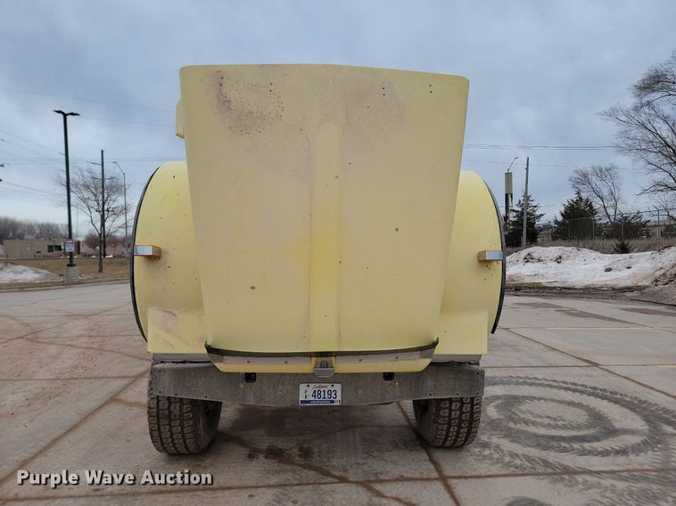 image for item LA9639 2004 Kenworth W900  ready mix truck