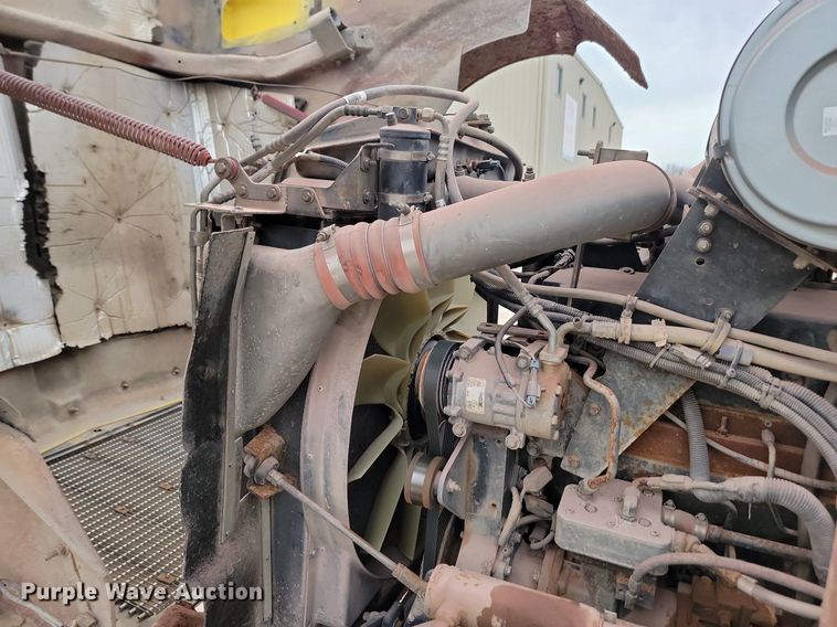 image for item LA9639 2004 Kenworth W900  ready mix truck