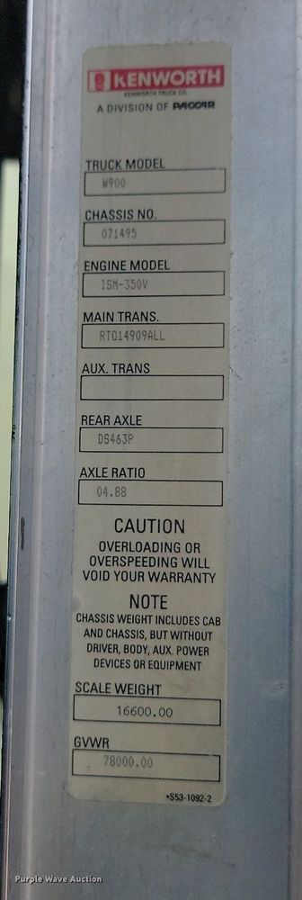 image for item LA9639 2004 Kenworth W900  ready mix truck