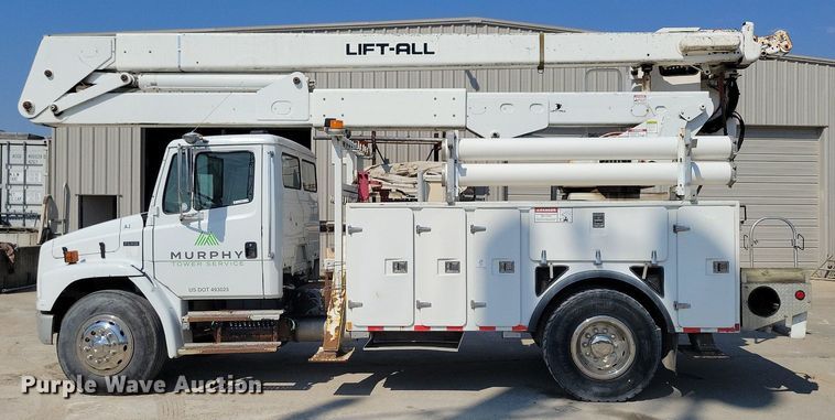 image for item LC9926 2003 Freightliner FL80 bucket truck