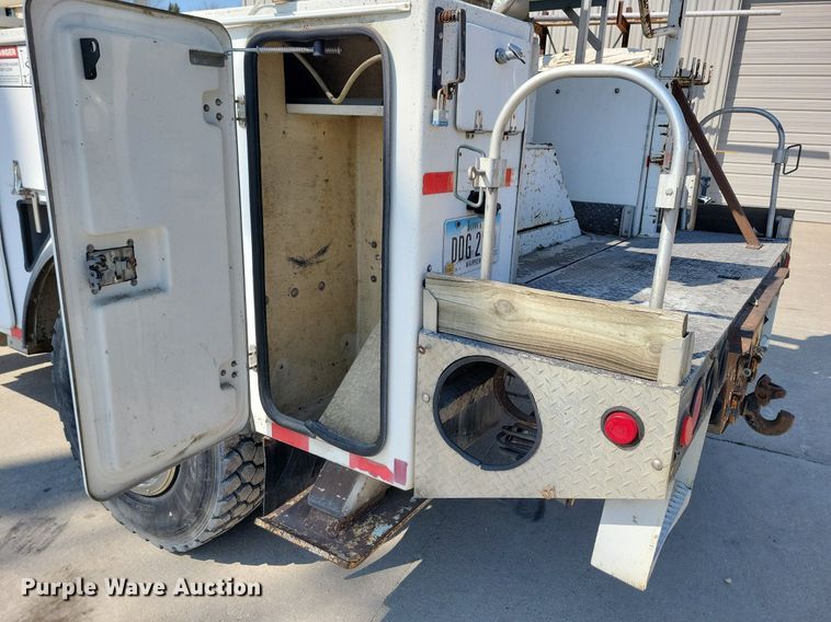 image for item LC9926 2003 Freightliner FL80 bucket truck