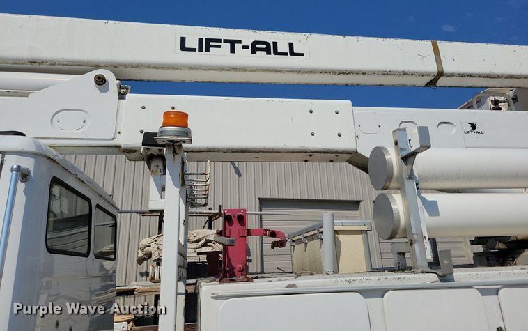 image for item LC9926 2003 Freightliner FL80 bucket truck