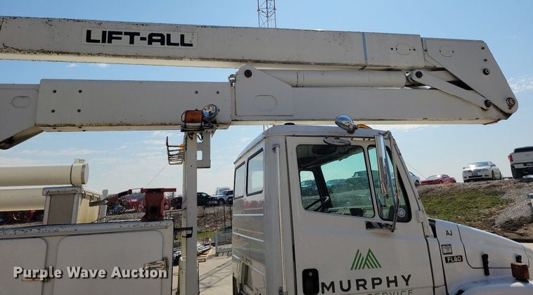 image for item LC9926 2003 Freightliner FL80 bucket truck